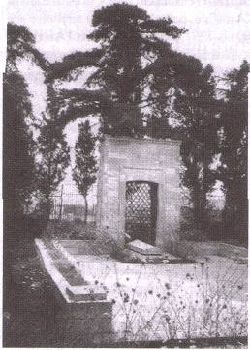 Grabstätte Talat Paschas auf dem Istanbuler Ehrenfriedhof