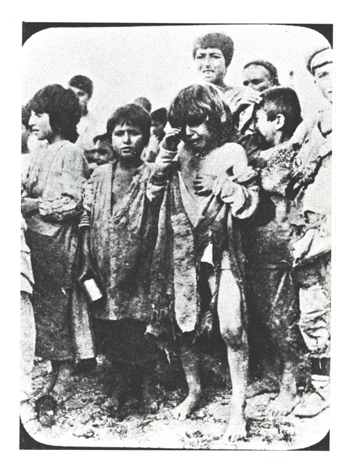 Zerlumpte armenische Waisen und Flüchtlinge - (Ref-Nr. img069)
